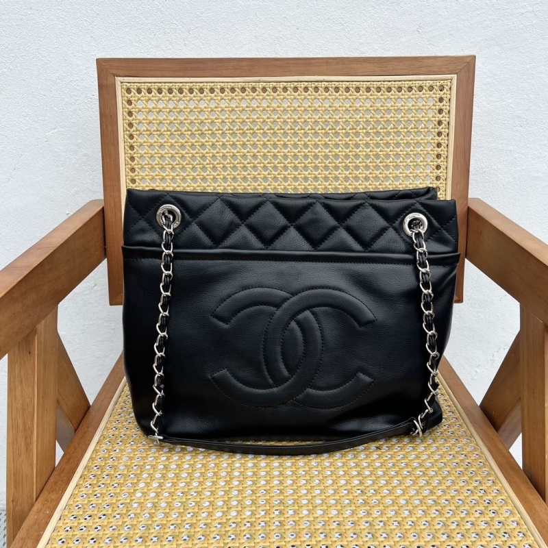 Ch**el shopping bags